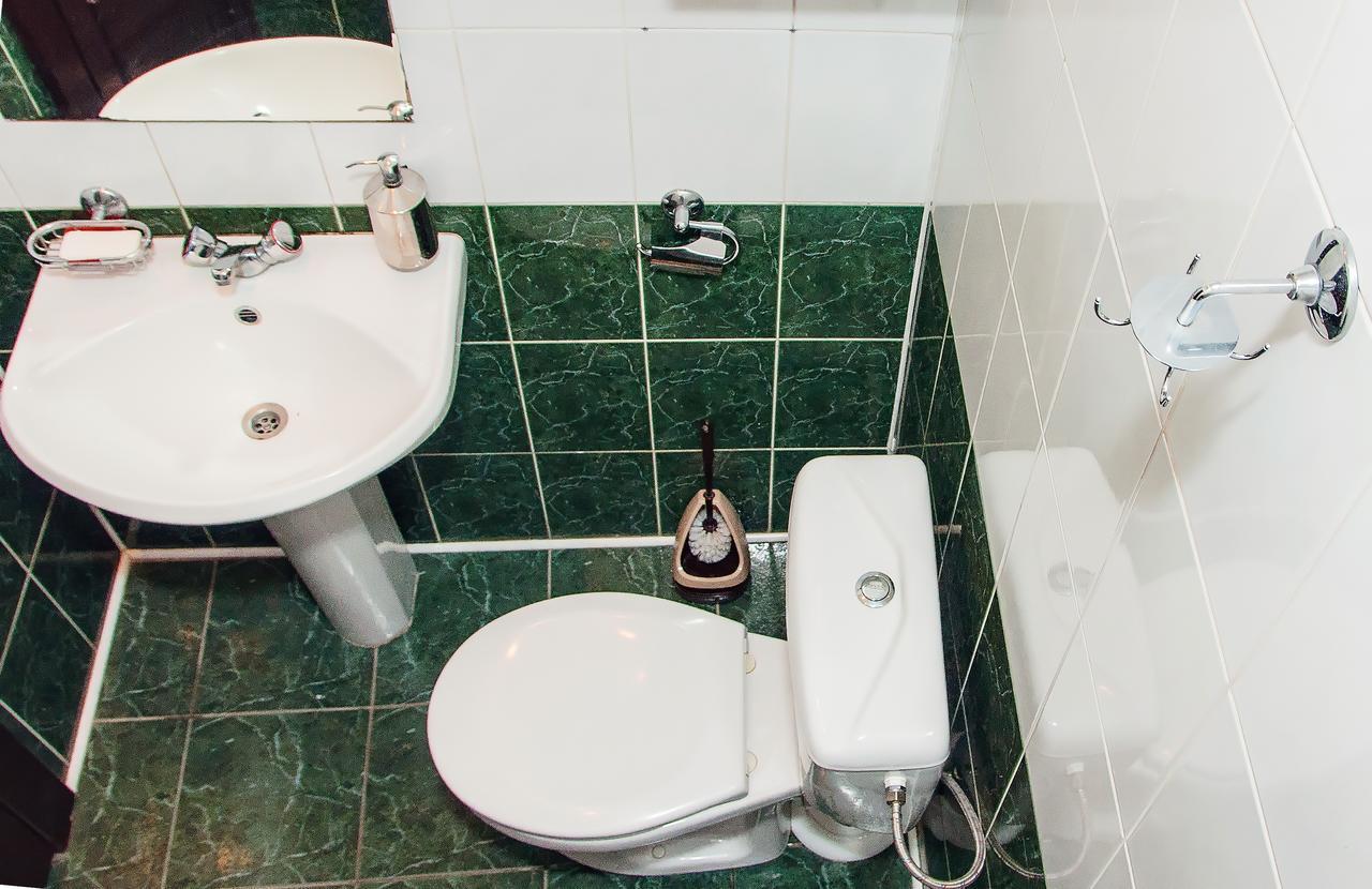 Globus Hostel Kiev Dış mekan fotoğraf