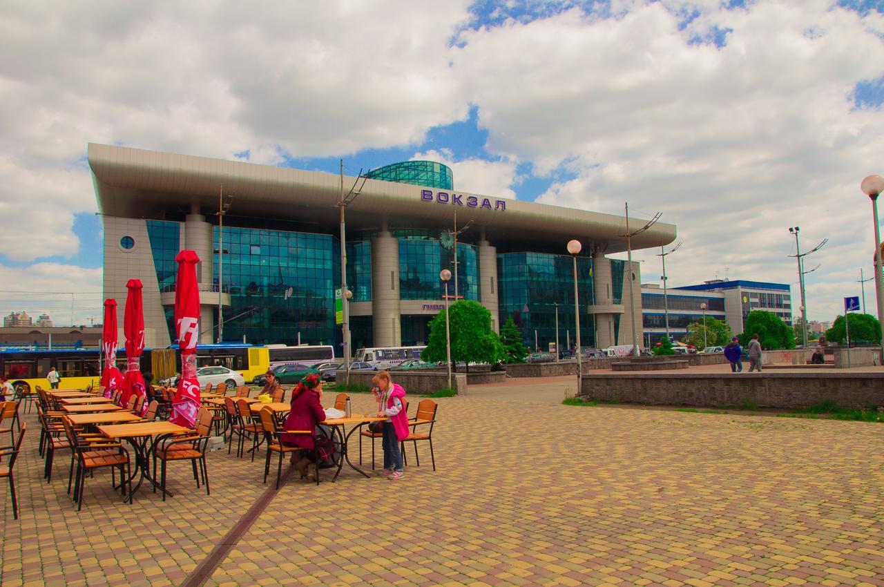 Globus Hostel Kiev Dış mekan fotoğraf